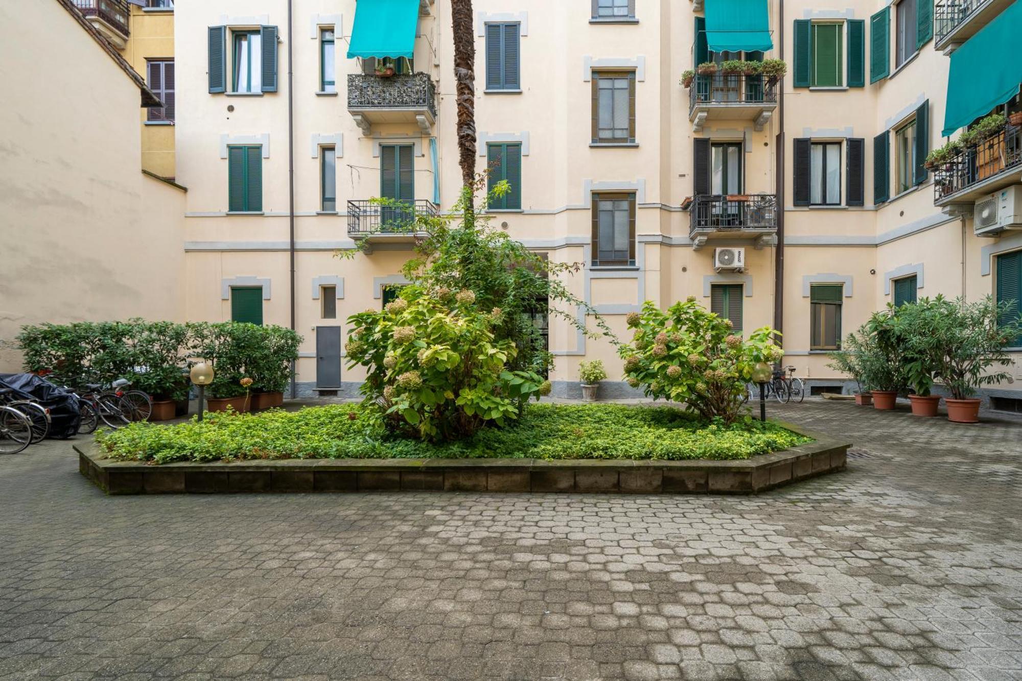 Easylife - Classic And Comfy Porta Romana Flat Milan Exterior photo